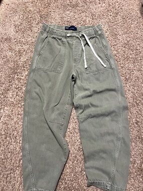 GAP Olive Green pull on barrel jeans